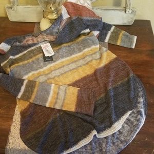 Soprano light weight sweater